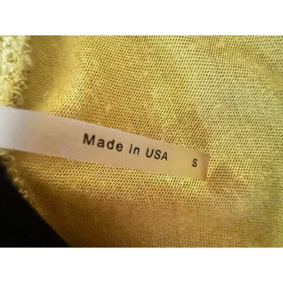 Heather Solid Yellow Knit Crewneck Cut Out Back Sleeveless Tank Top Size Small - Picture 5 of 7